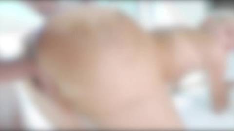 Se pasa un buen rato penetrando a esta mujer en porno español casero