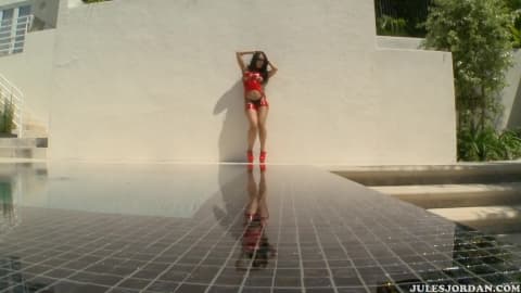 Japonaise défoncée en DP dans un filme XXX