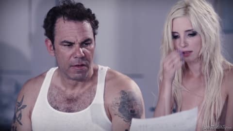 Jessa Rhodes invitée par un couple à les baiser