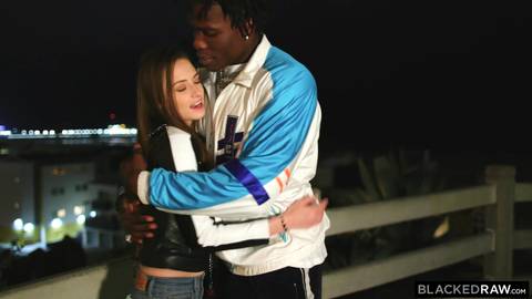 Stracy Stone enfonce jusqu’au bout une grosse BBC