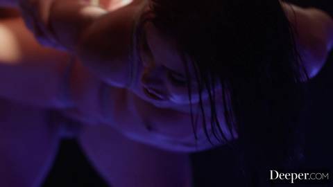 Ils font un Porno Bdsm suspendu en l&rsquo;air