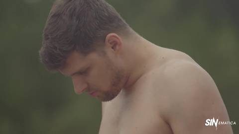 Free sex de Carollina Cherry qui prend une dp