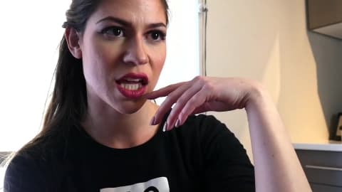 L&rsquo;amatrice Ashley Alban est une vraie suceuse qui ne refuse jamais une pipe !