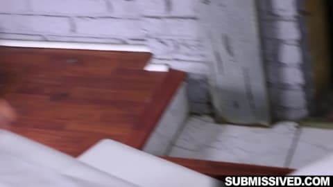 Nikki Kay apprécie un bon bdsm tube porn