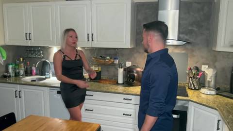 Bonne petite chaude Branleentrepotes français