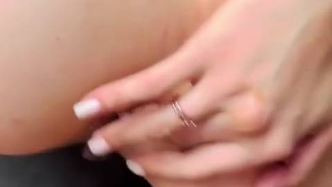 Couple de français fait creampie porno