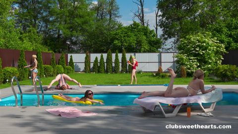 Nicole Murkovski et Rebecca Nikson profitent de l&rsquo;été pour une fête lesbienne dehors !